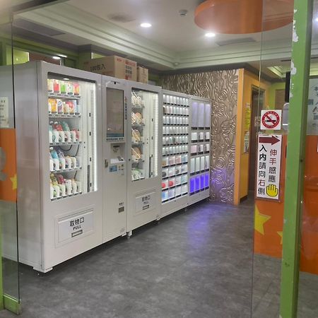 A22 Wei Lu Hotel Чжунлі Екстер'єр фото